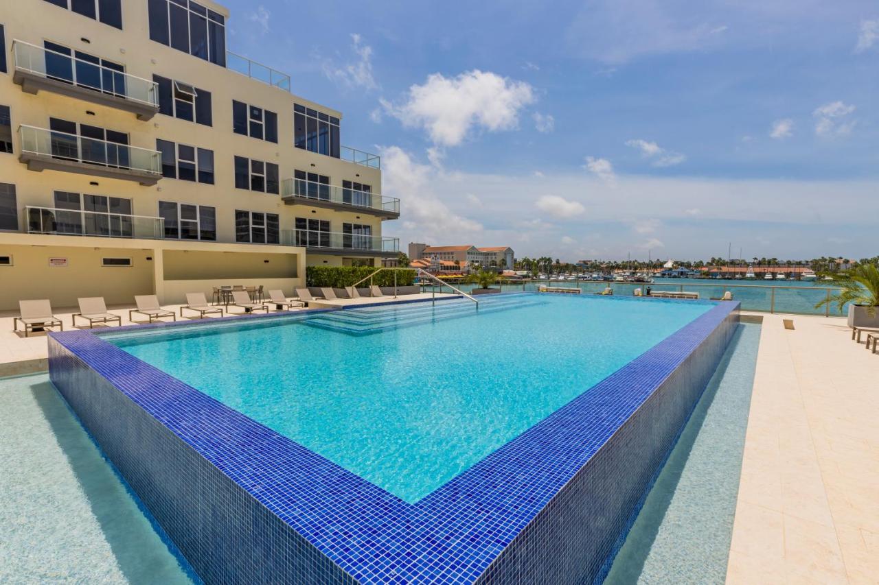 Warm Nicely Decorated Unit Unbeatable Location Oranjestad Exterior foto